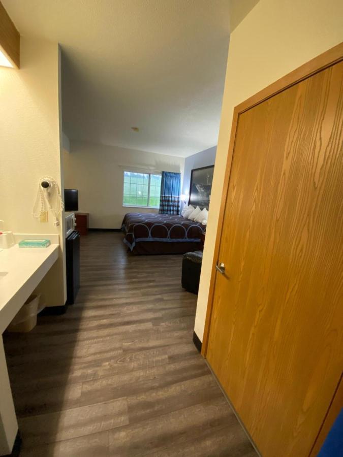 ซูเปอร์ 8 บาย วินด์แฮม ไอดาโกรฟ Hotel Ida Grove ภายนอก รูปภาพ