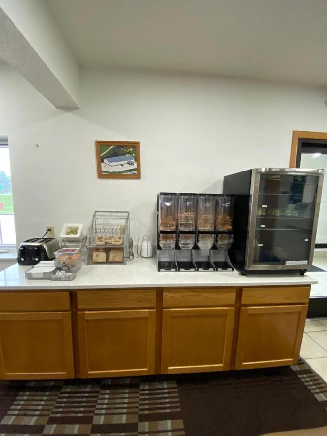 ซูเปอร์ 8 บาย วินด์แฮม ไอดาโกรฟ Hotel Ida Grove ภายนอก รูปภาพ