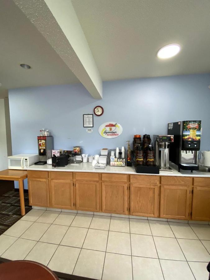 ซูเปอร์ 8 บาย วินด์แฮม ไอดาโกรฟ Hotel Ida Grove ภายนอก รูปภาพ