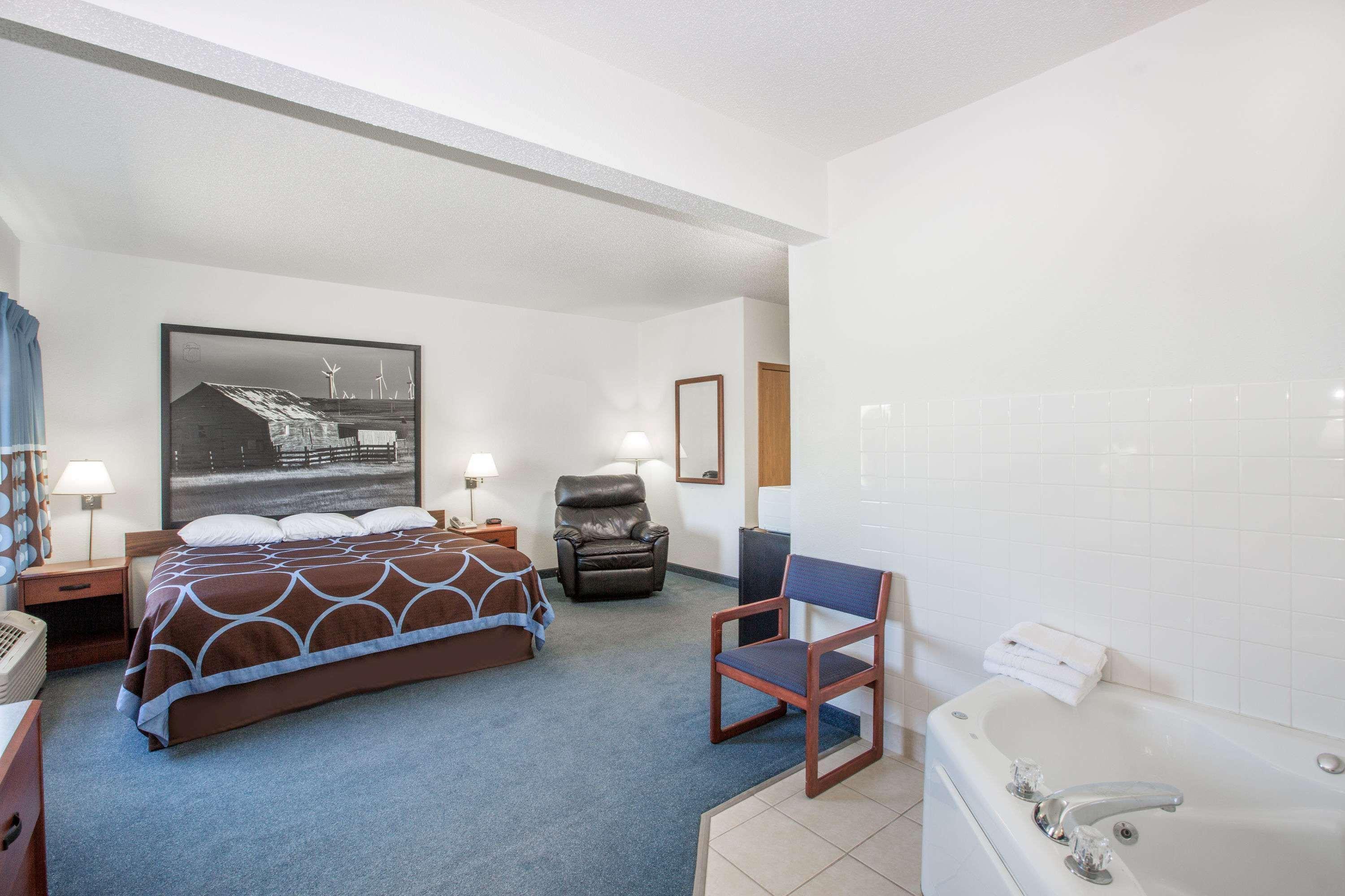 ซูเปอร์ 8 บาย วินด์แฮม ไอดาโกรฟ Hotel Ida Grove ภายนอก รูปภาพ